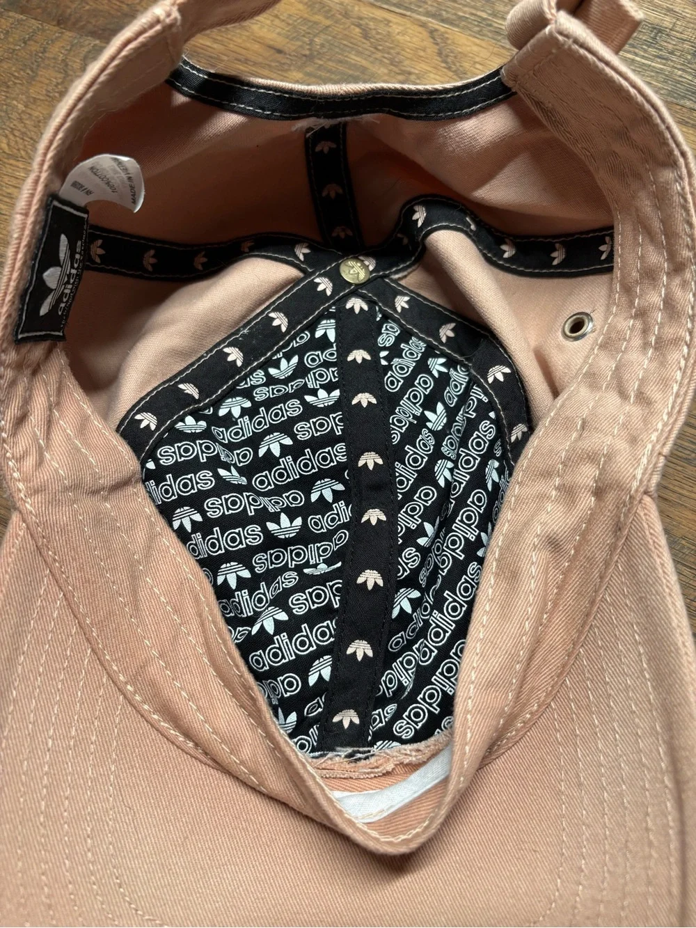 Adidas women’s hat